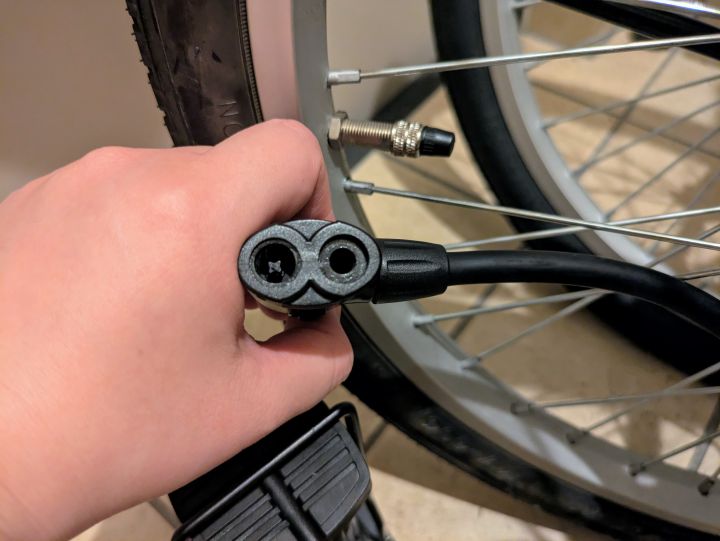 DAISO ダイソー 百均 100均 空気入れ 自転車 足ふみポンプ