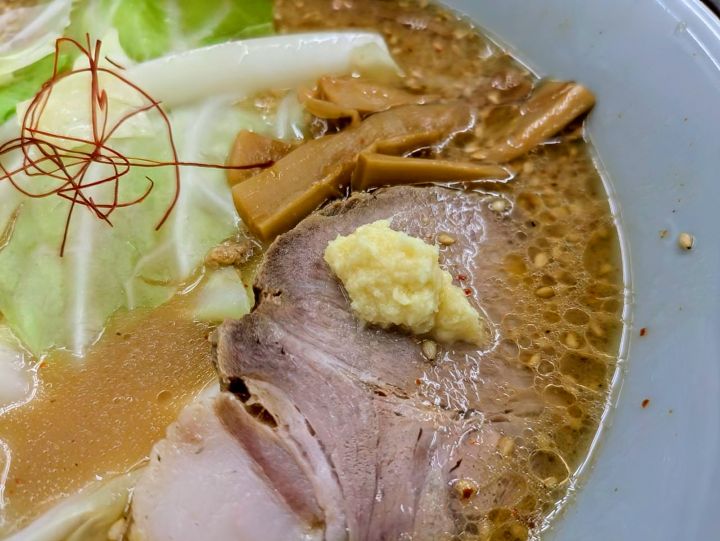 山岡家 濃厚白みそとんこつラーメン