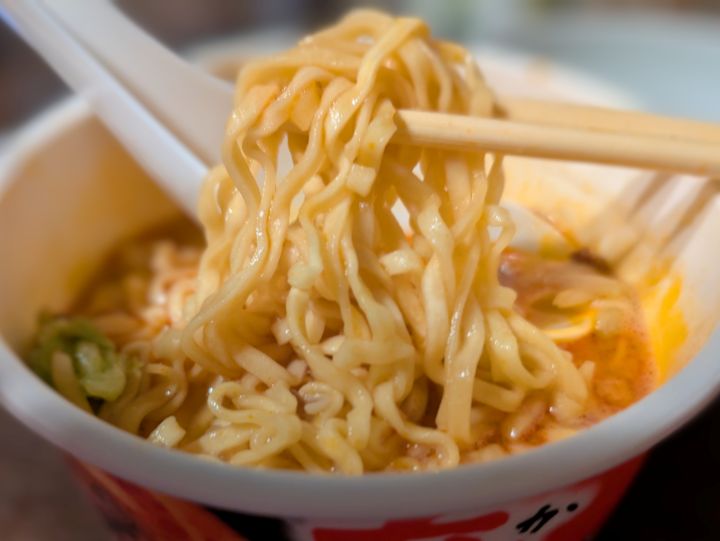 辛みそきん　麺