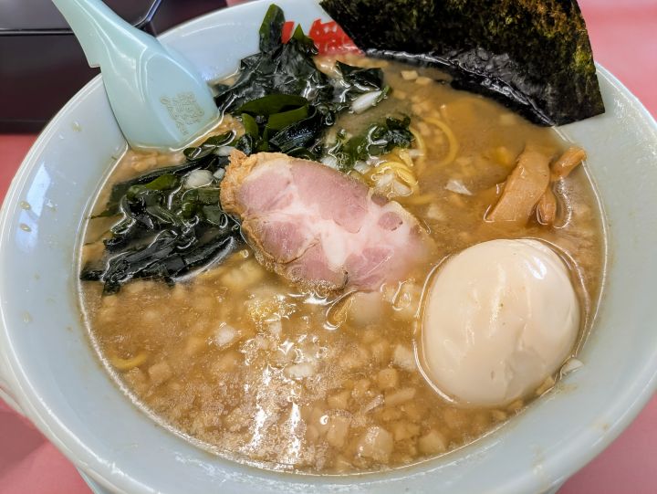 山岡家　プレミアム醤油とんこつラーメン