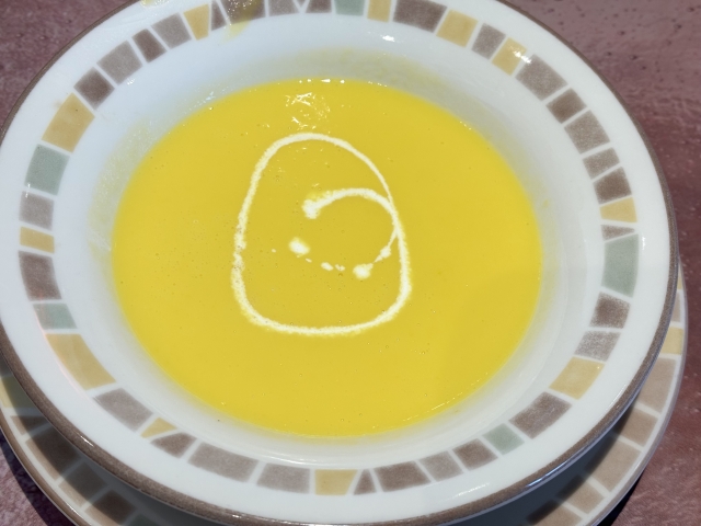 サイゼリヤ　コーンクリームスープ