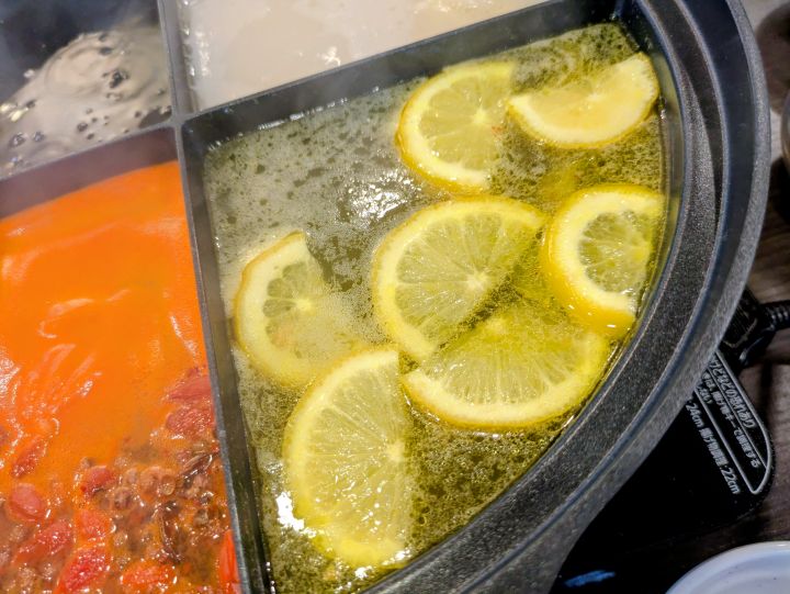 しゃぶ葉のレモンハーブだし
